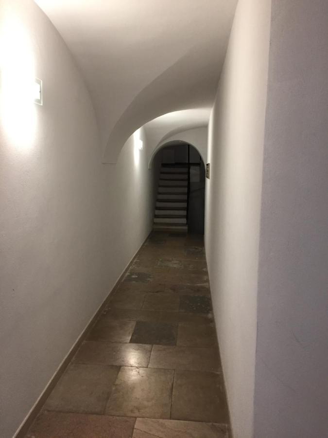 Central Suite Apartment Bari Exteriör bild
